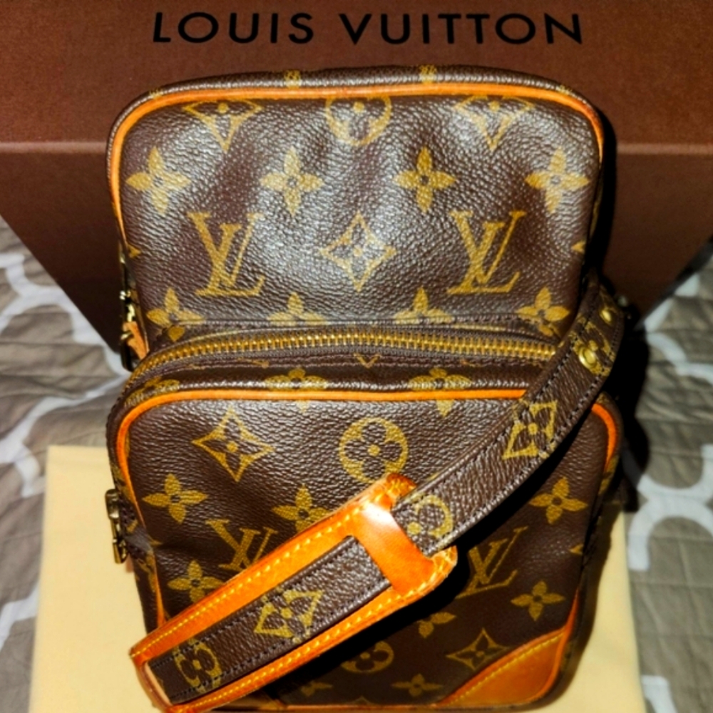 Louis Vuitton Amazon Bag DATE STAMPED TH0910 w/COA From RA Authenticators